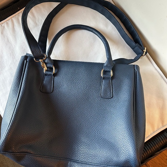 Dallas Cowboys Purse - Navy Blue Tote with Crossbody Strap - Picture 4 of 5